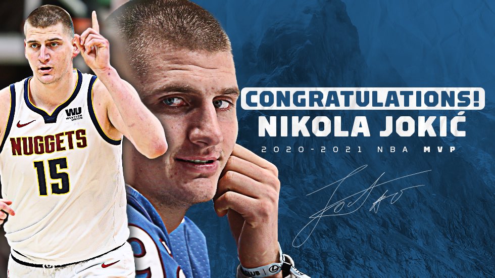 Nikola Jokic leva prêmio de MVP da NBA pela 2ª vez consecutiva