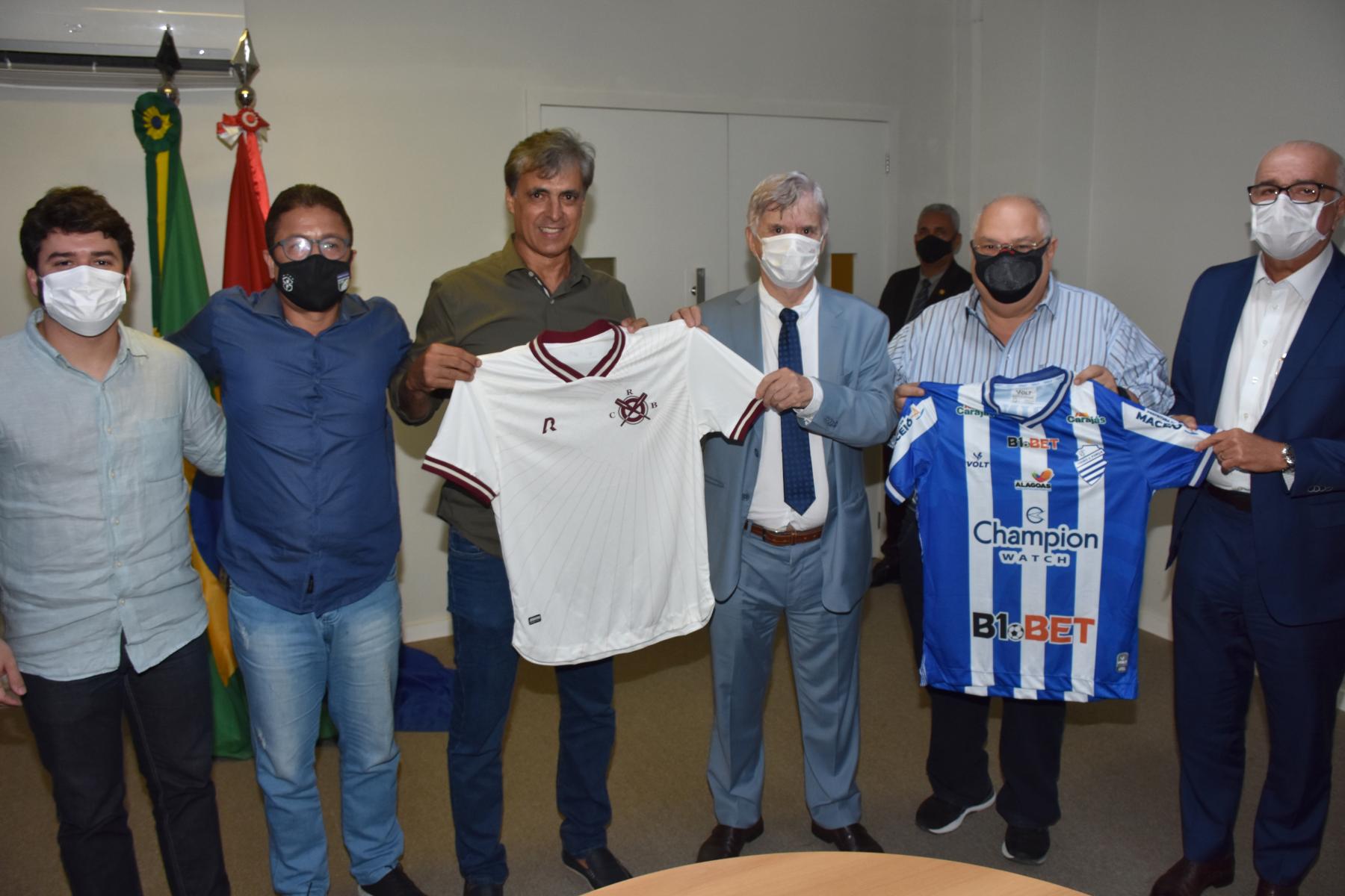CSA, CRB, UDA e Federação Alagoana de Futebol assinam contratos através da Secretaria do Esporte, Lazer e Juventude (Selaj)