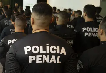 Em momento histórico, governo de Alagoas empossa policiais penais