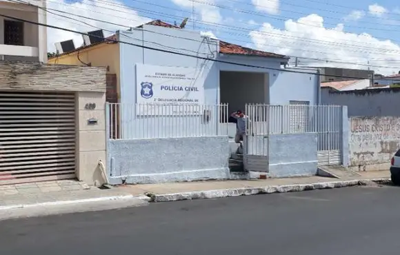 Rádio Patrulha prende jovem com maconha em Santana do Ipanema